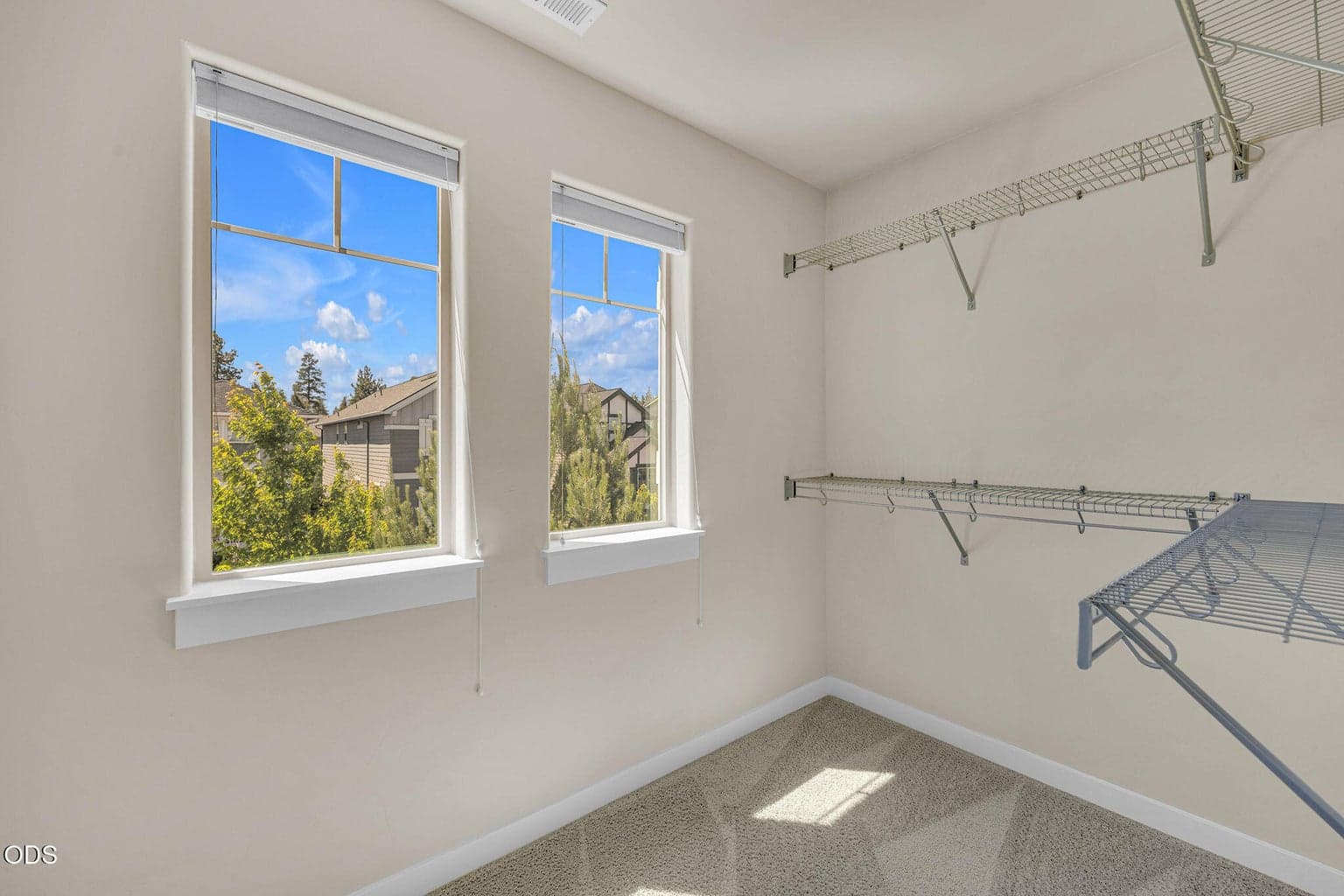 Photo of 61094 SE Sydney Harbor Drive 20 of 41