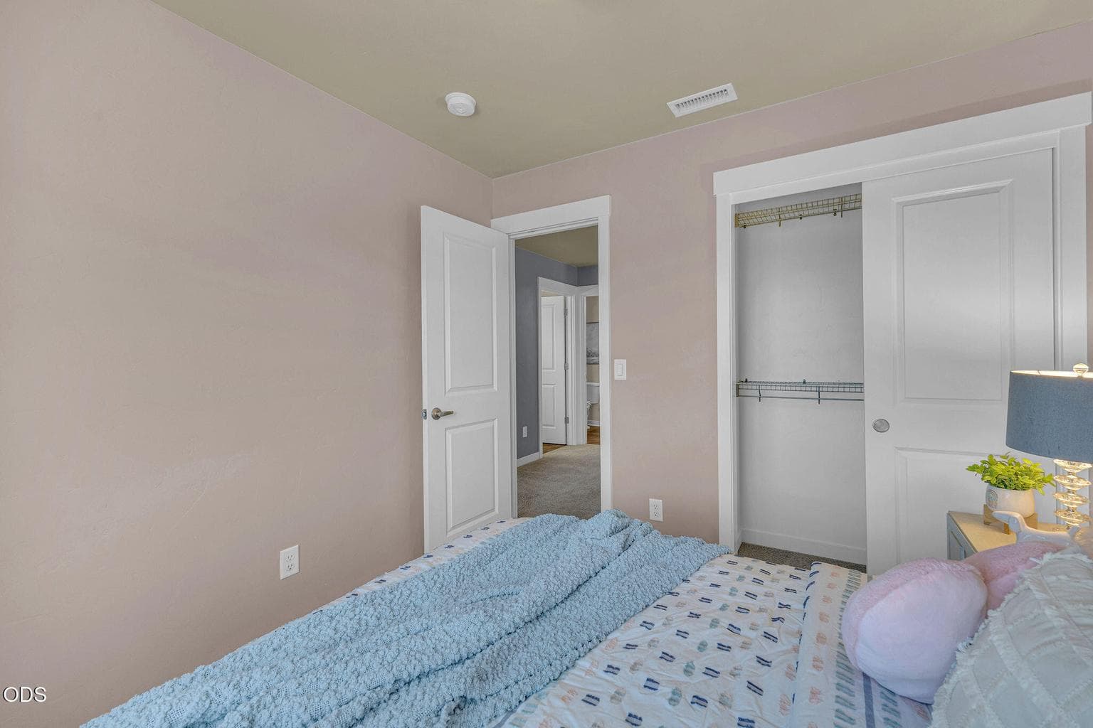 Photo of 61094 SE Sydney Harbor Drive 23 of 41