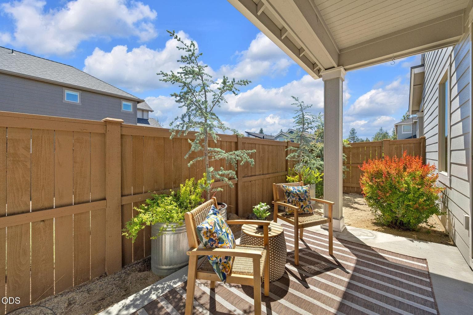 Photo of 61094 SE Sydney Harbor Drive 30 of 41