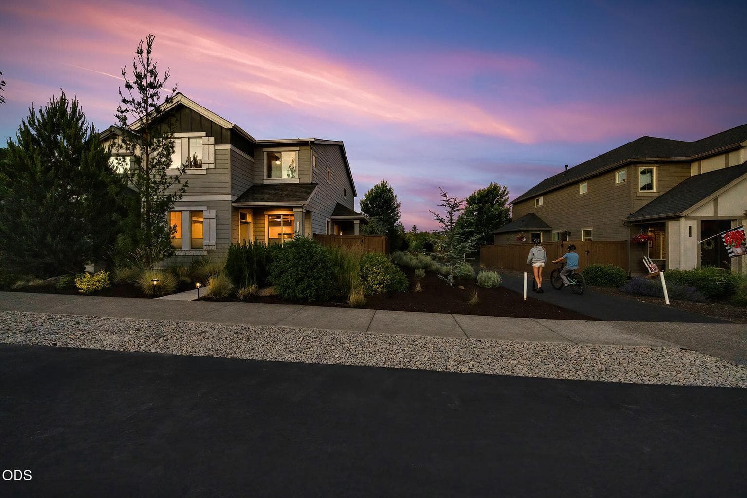 Photo of 61094 SE Sydney Harbor Drive 33 of 41