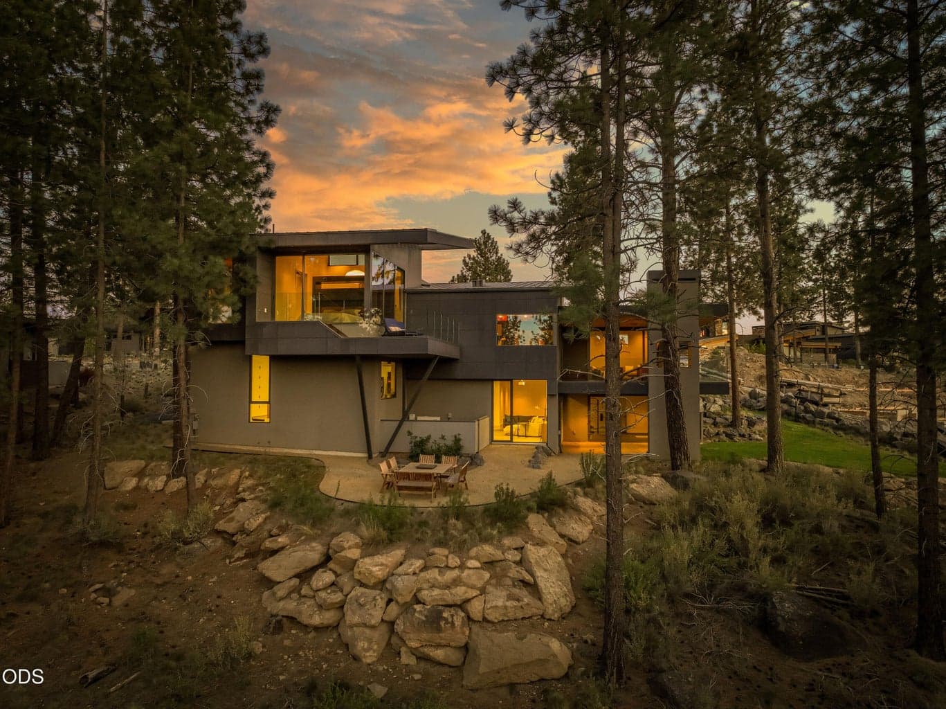 Photo of 61865 Hosmer Lake 3 of 41