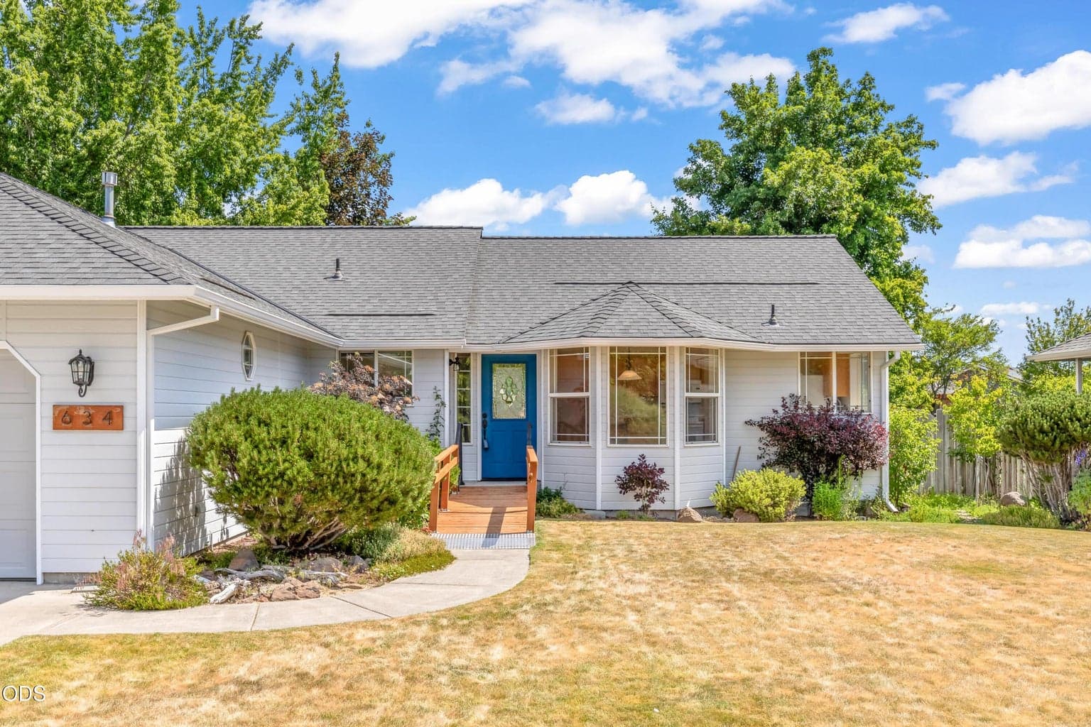 Photo of 634 22nd 3 of 34