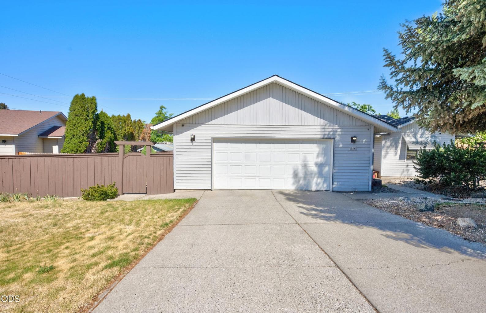 Photo of 854 23rd 1 of 29