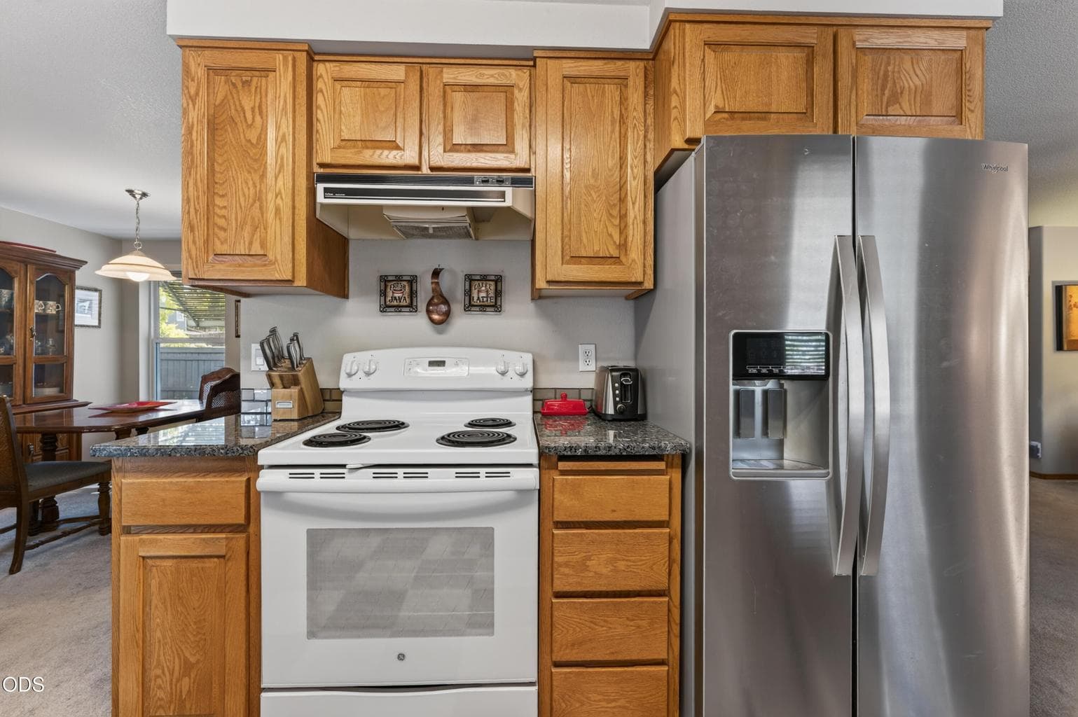 Photo of 854 SW 23rd Court 10 of 29