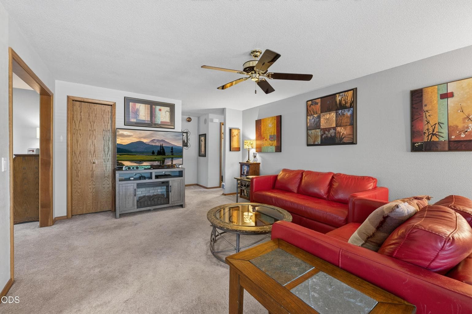Photo of 854 SW 23rd Court 13 of 29