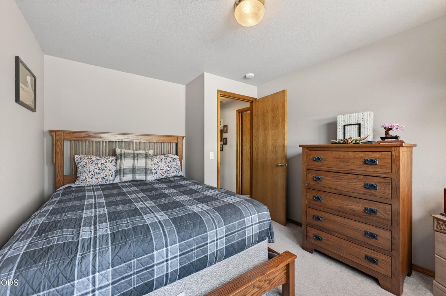 Photo of 854 SW 23rd Court 21 of 29