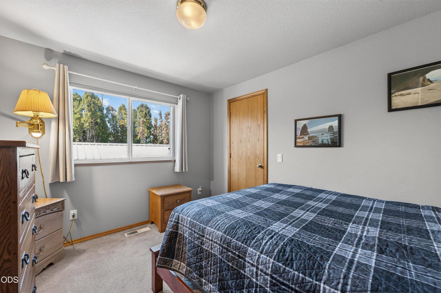 Photo of 854 SW 23rd Court 22 of 29