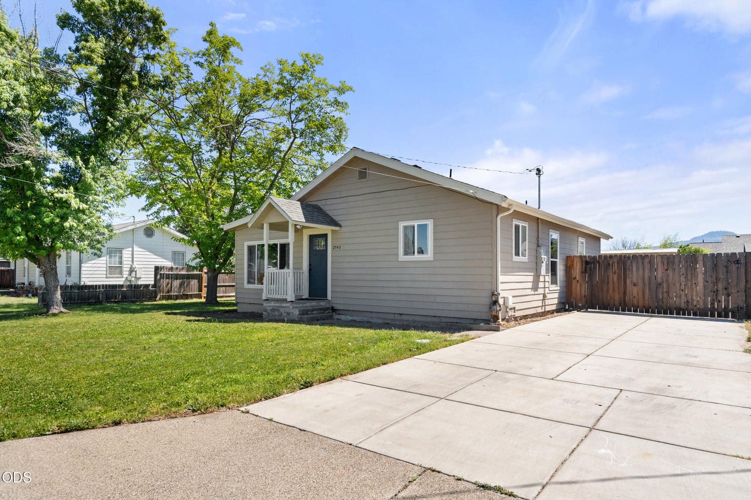 Photo of 2540 Tennessee 3 of 24