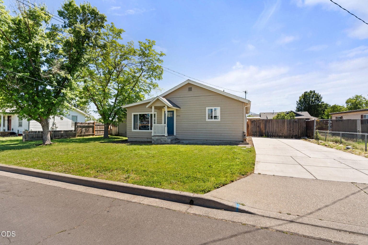 Photo of 2540 Tennessee 2 of 24