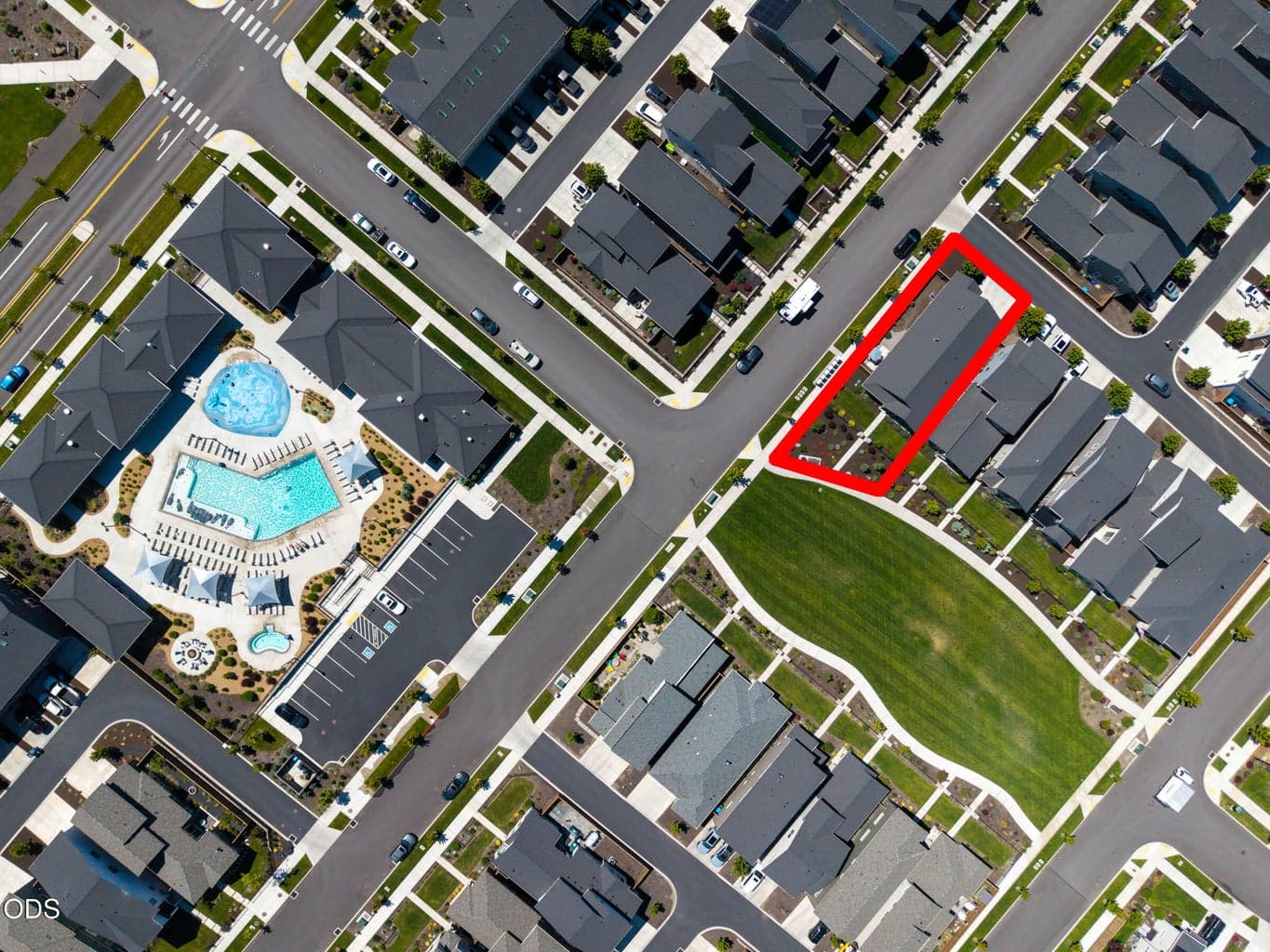 Photo of 3741 NE Petrosa Avenue 9 of 58