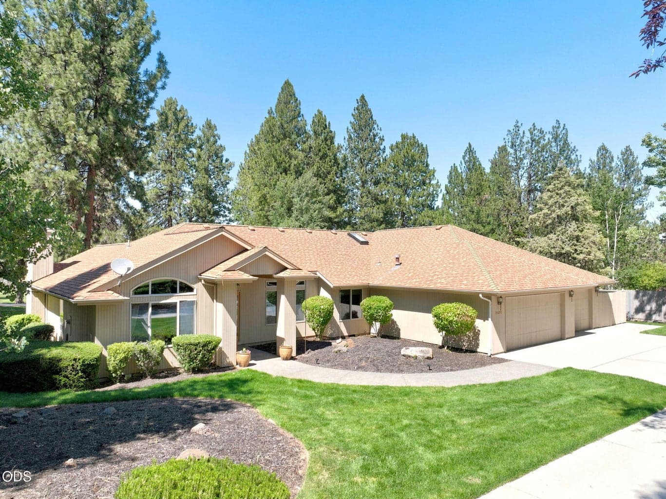 Photo of 20490 Timberline 2 of 32