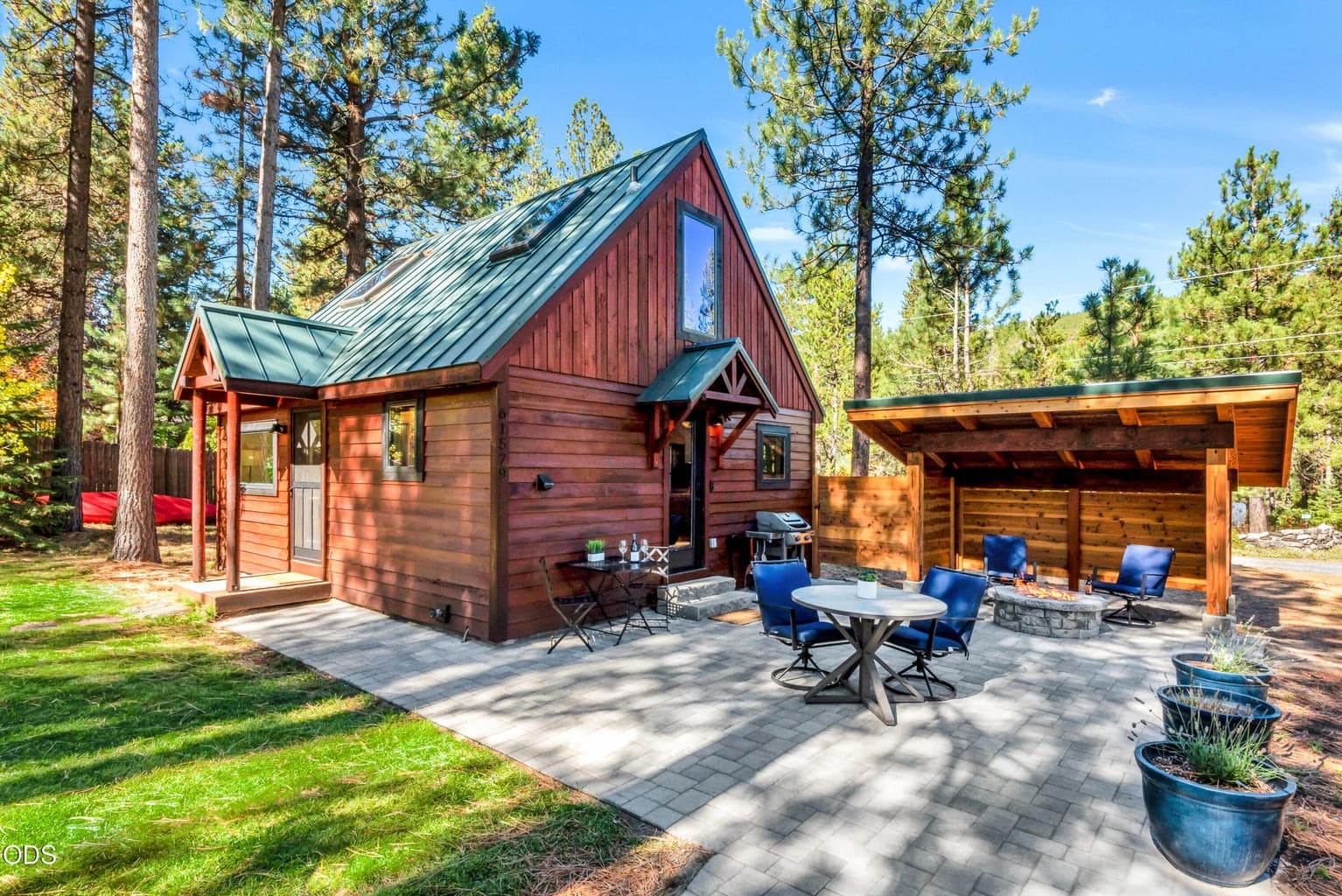 Photo of 61579 Boulder 2 of 32