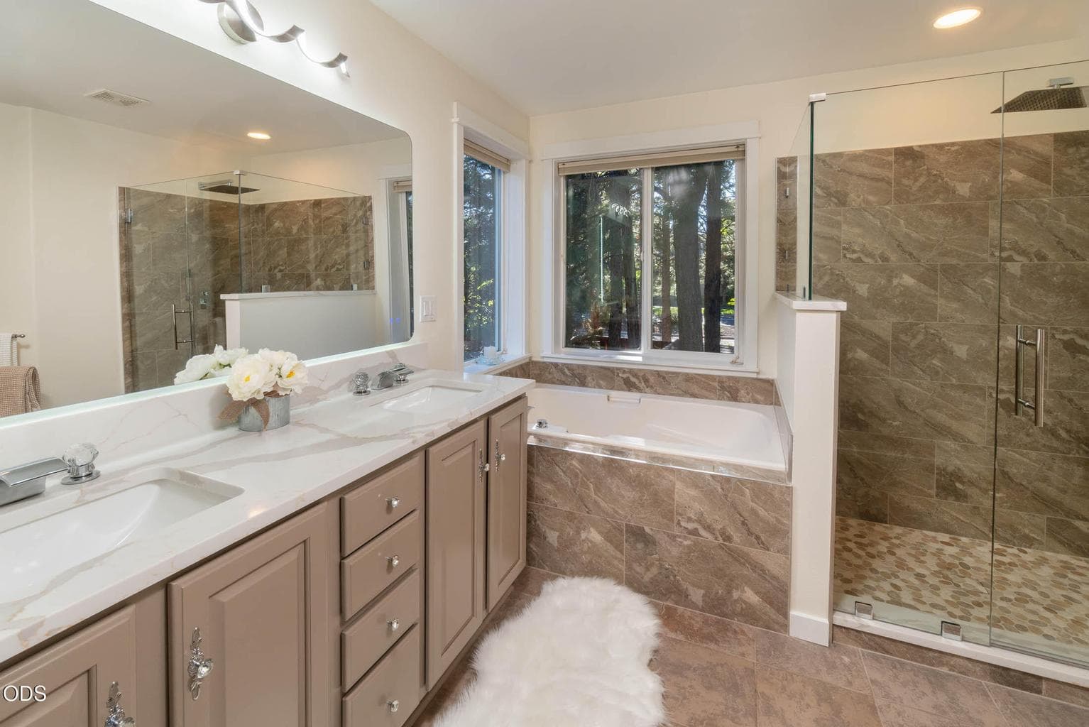 Photo of 61007 Snowberry Place 11 of 28