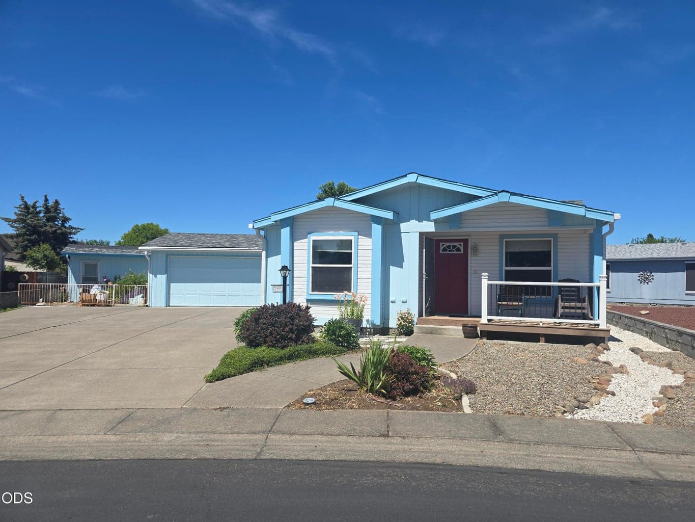 Photo of 555 Freeman 1 of 3