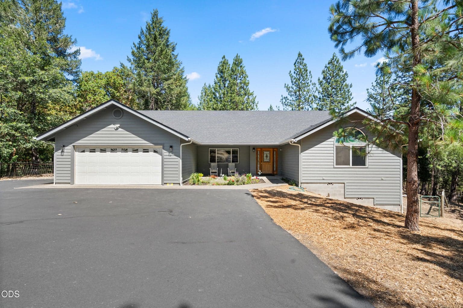 Photo of 1281 Pinnon 1 of 54