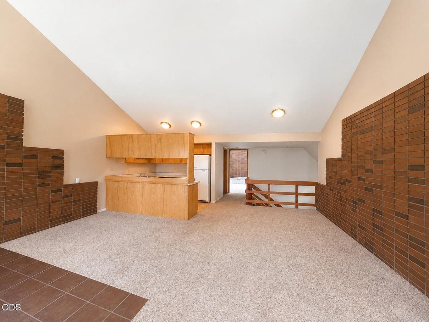 Photo of 1952 NE Otelah Place 7 of 25