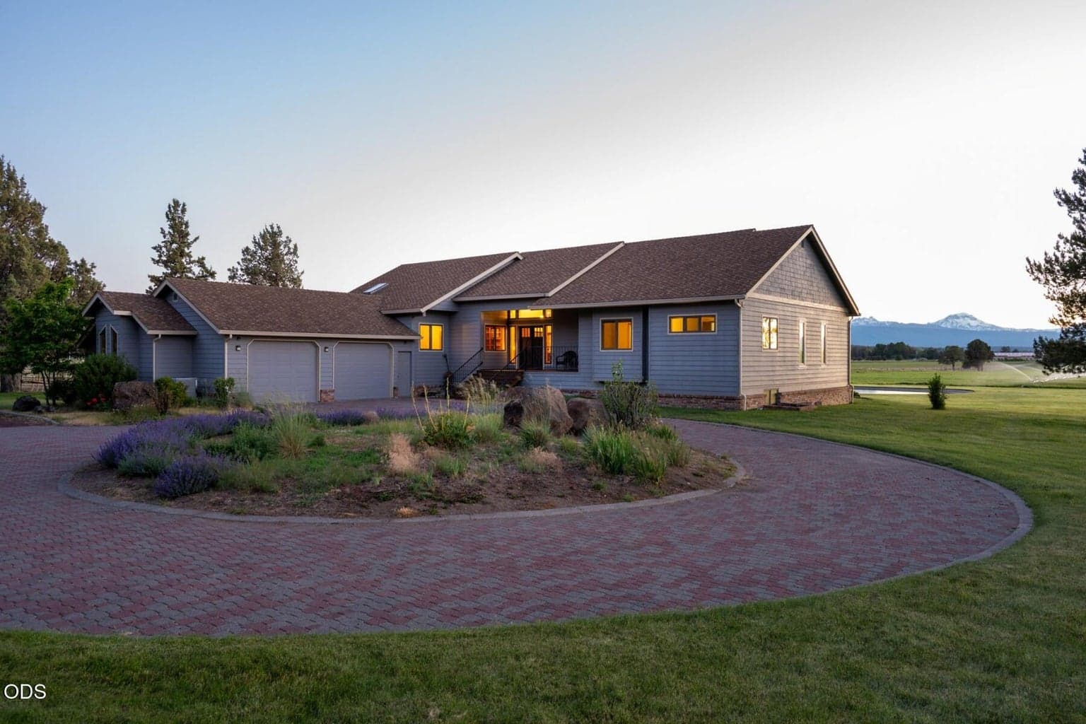 Photo of 65055 Old Bend Redmond 2 of 50