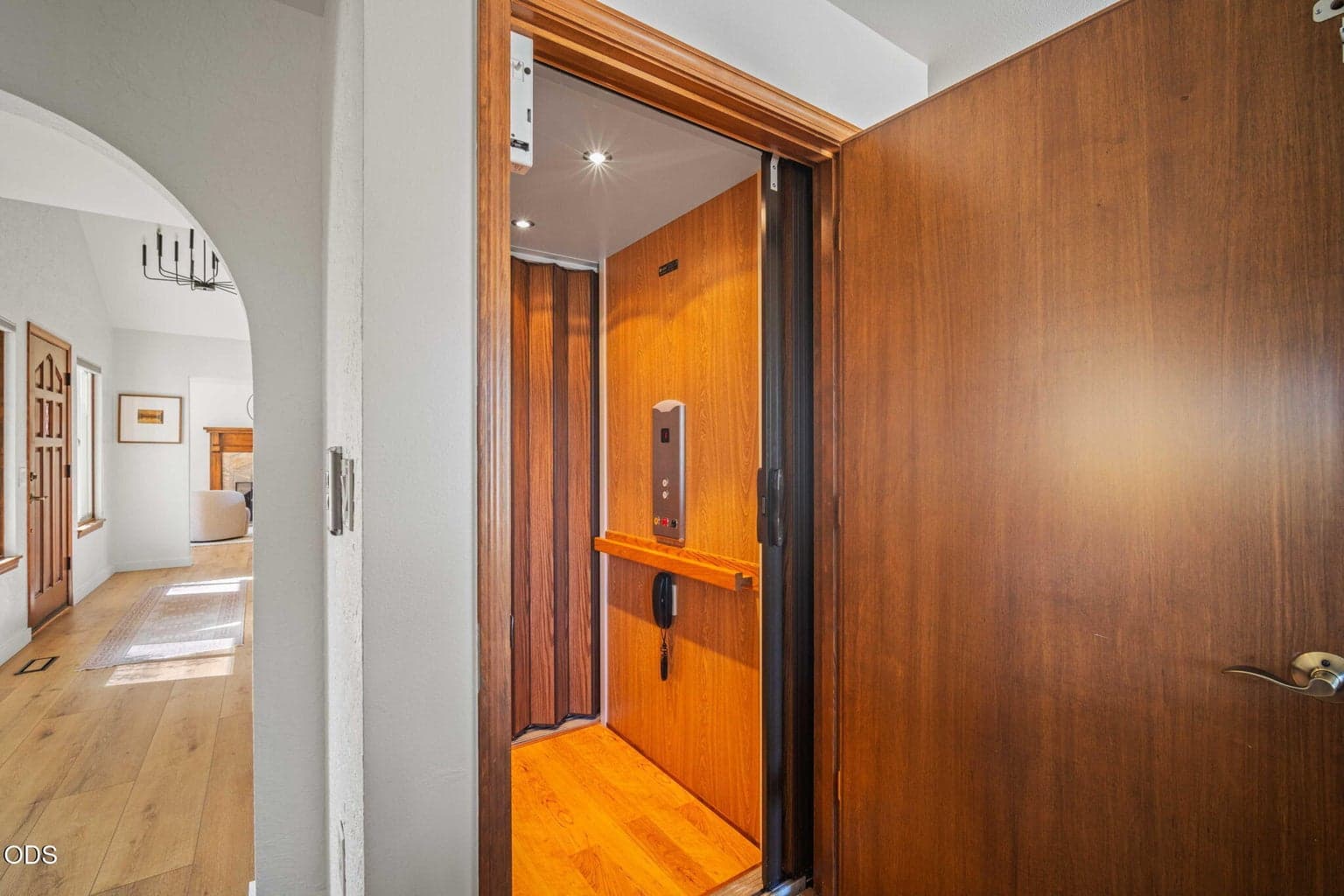 Elevator 1