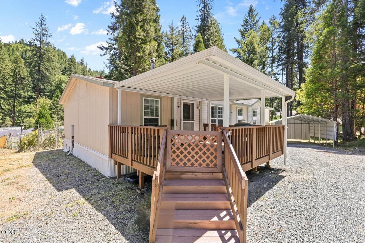 Photo of 4300 Pleasant Creek 1 of 78