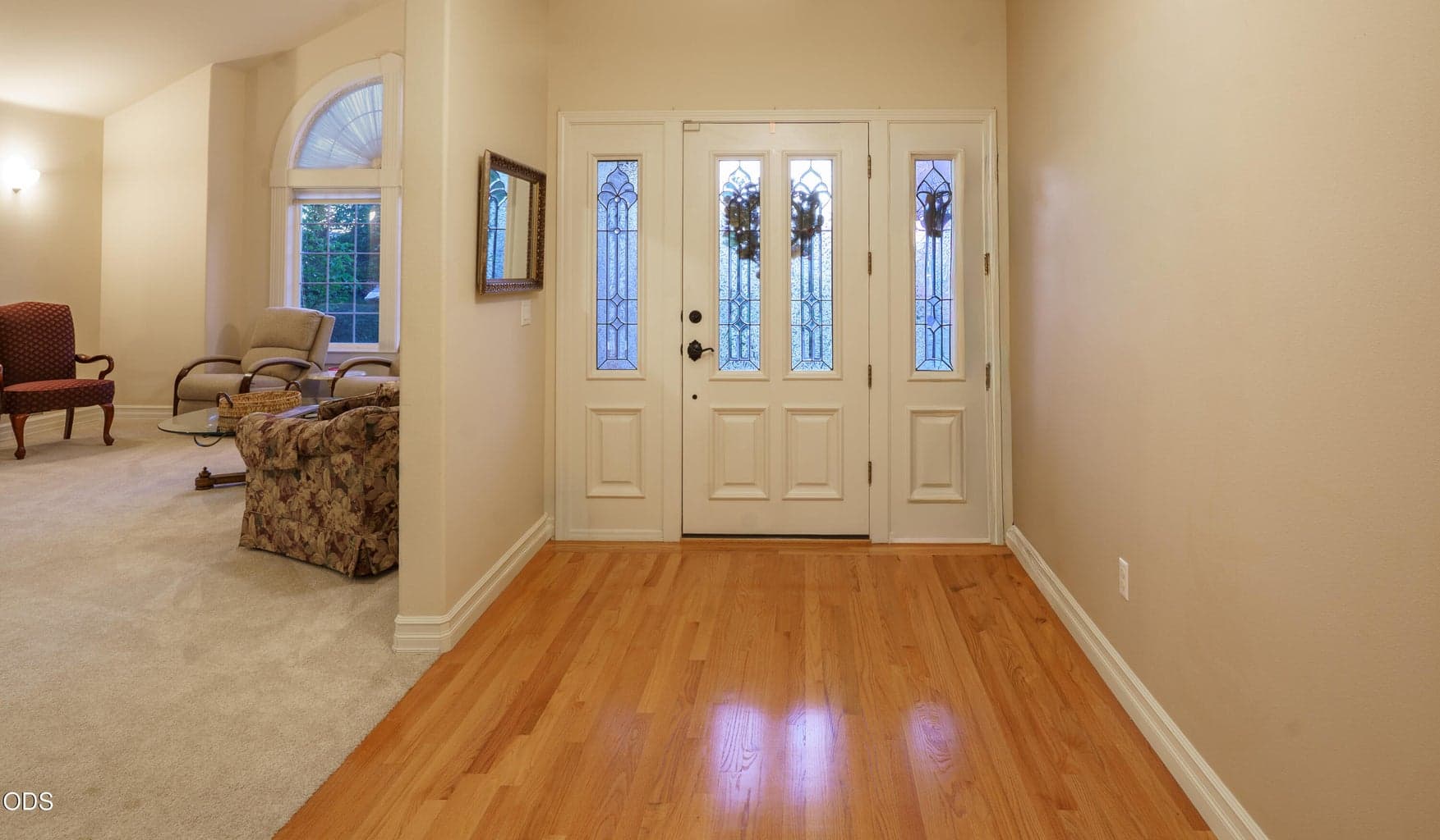 Photo of 912 Mountain View 4 of 28