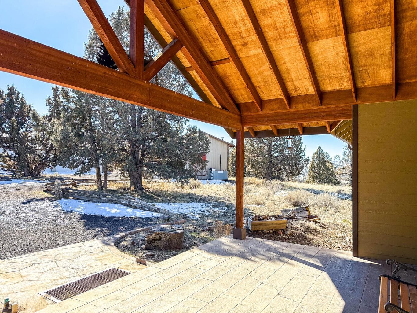 Photo of 25405 Bear Creek 3 of 69