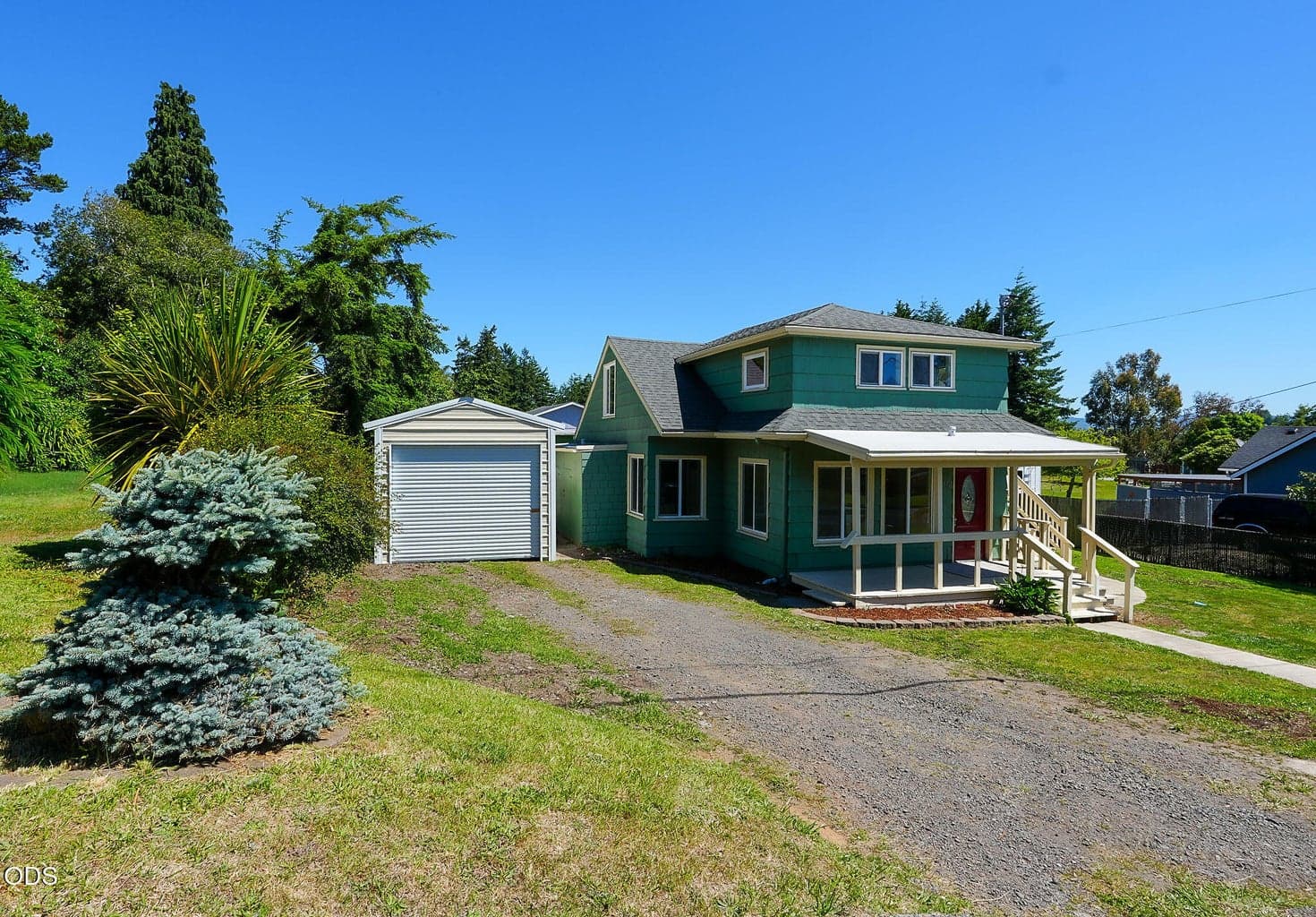Photo of 2172 17th 1 of 54