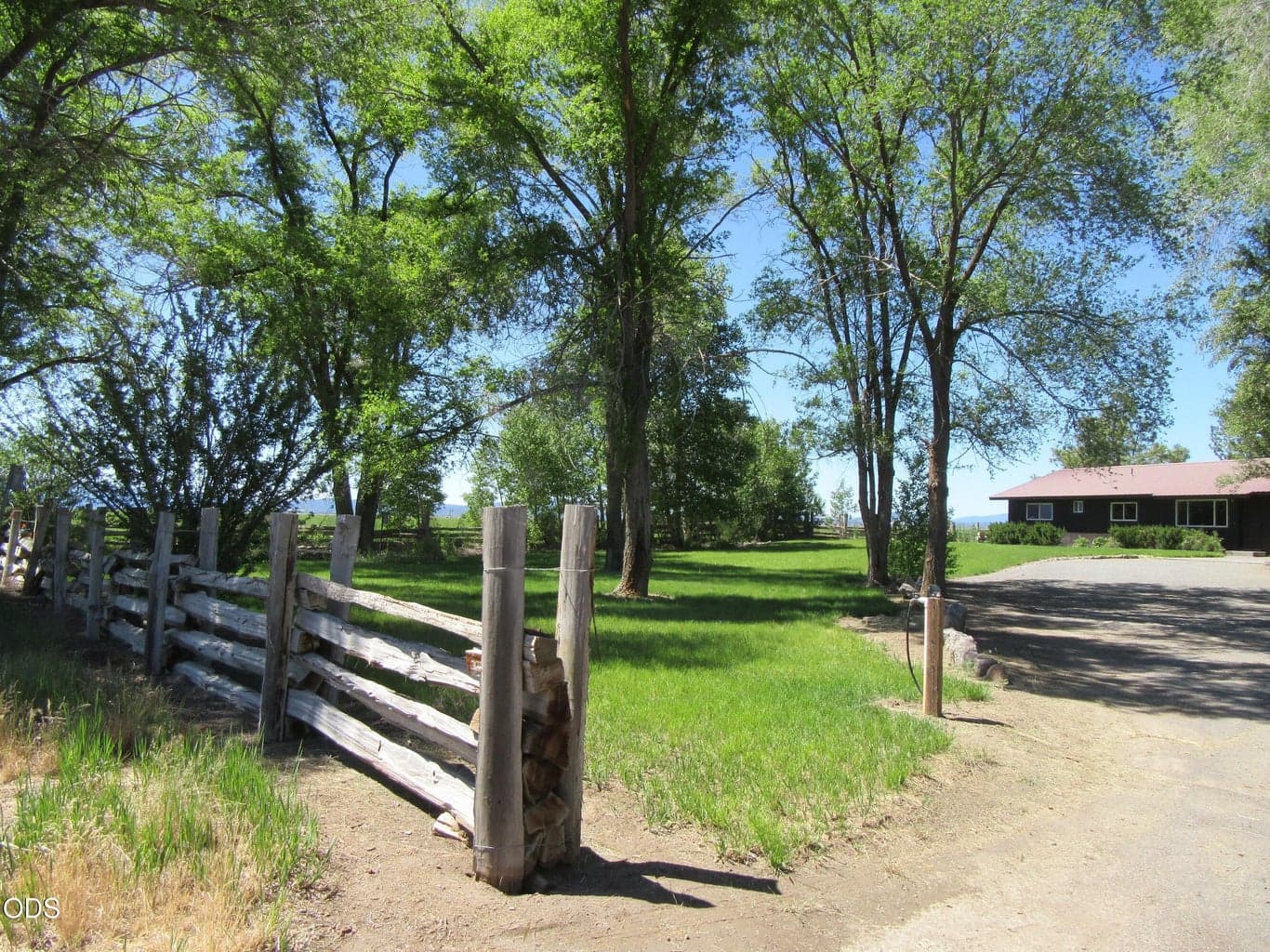 Photo of 2917 Shady Dell 4 of 77