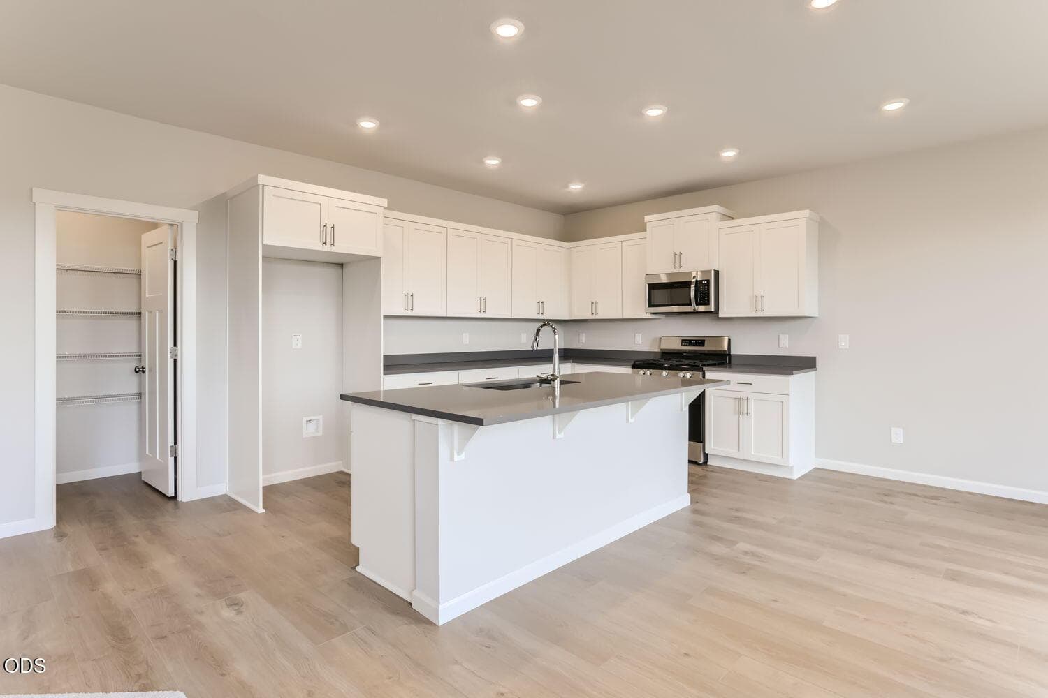 Photo of 20683 Town Dr 10 of 39