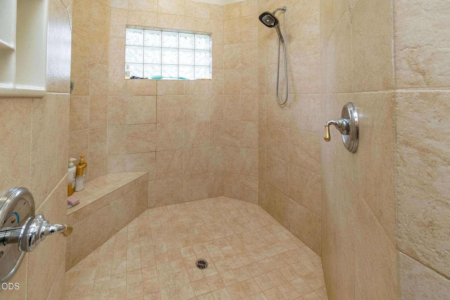 Dual head large tile shower