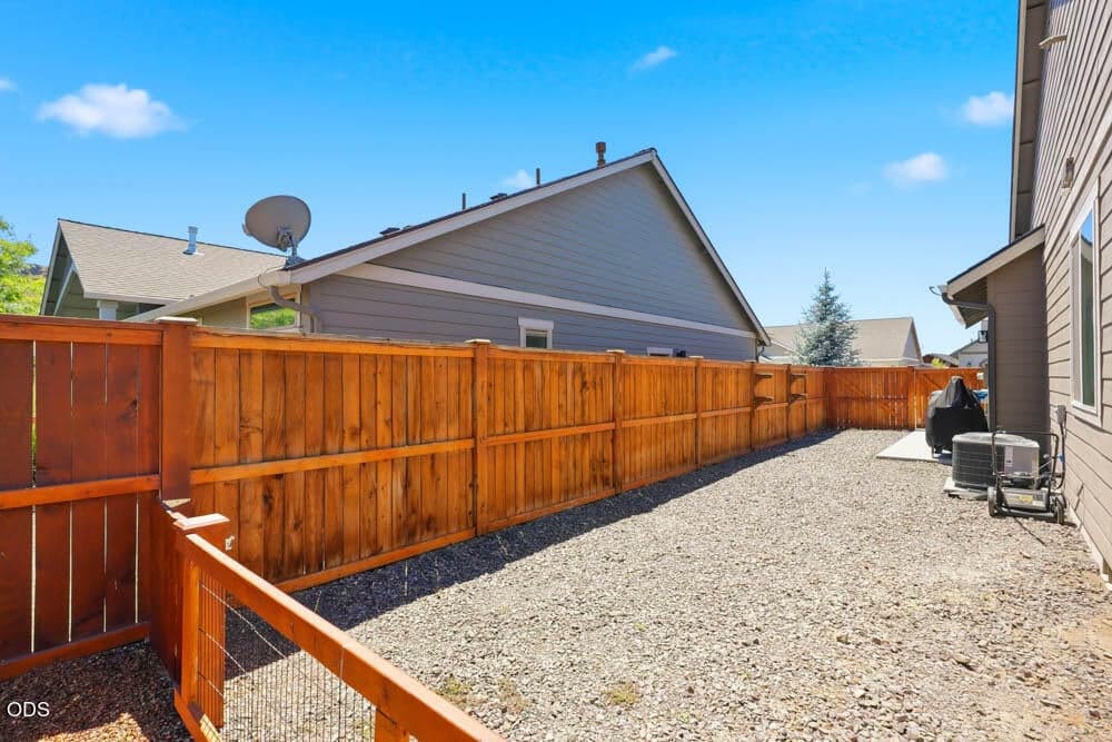 Photo of 406 SE Sumner Drive 43 of 54