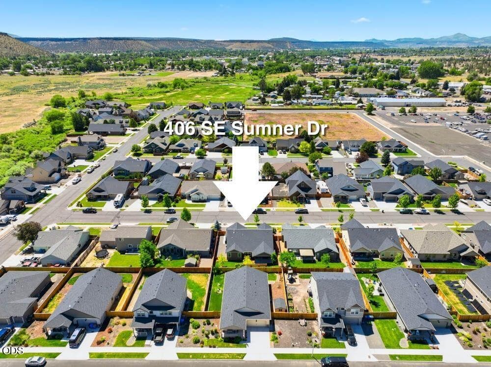 Photo of 406 SE Sumner Drive 51 of 54