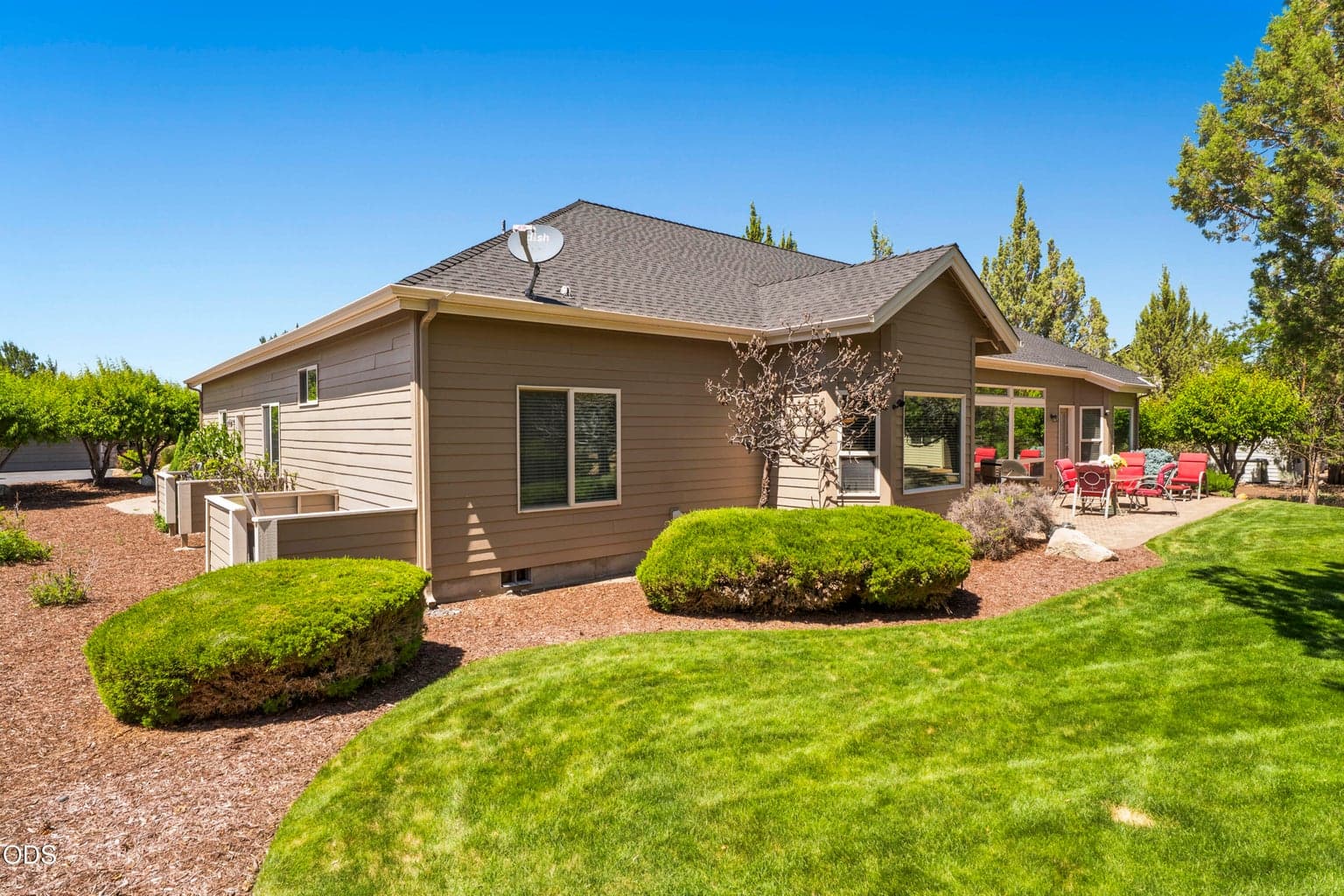 Photo of 880 Willet Lane 30 of 85