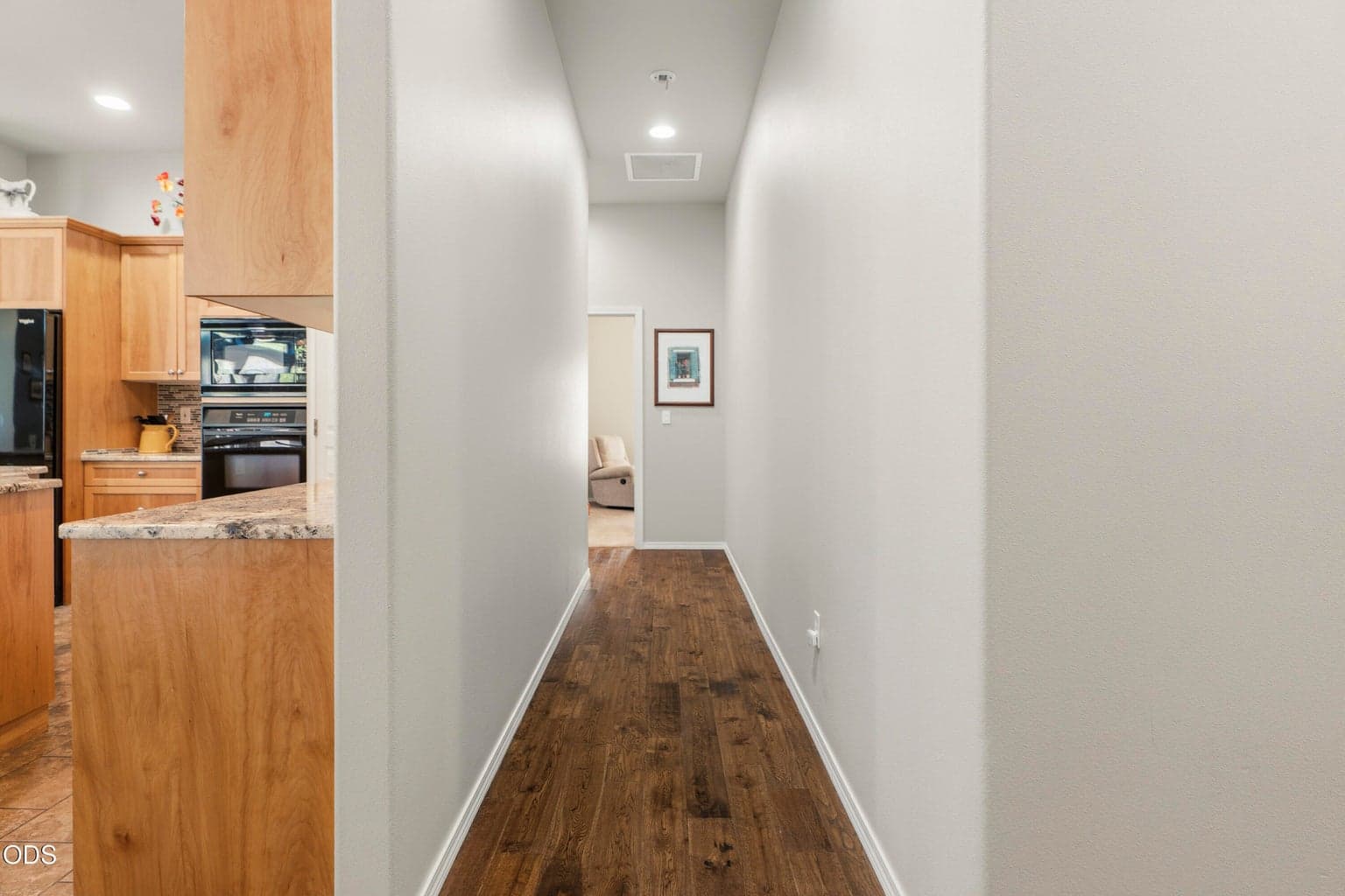 Photo of 880 Willet Lane 41 of 85