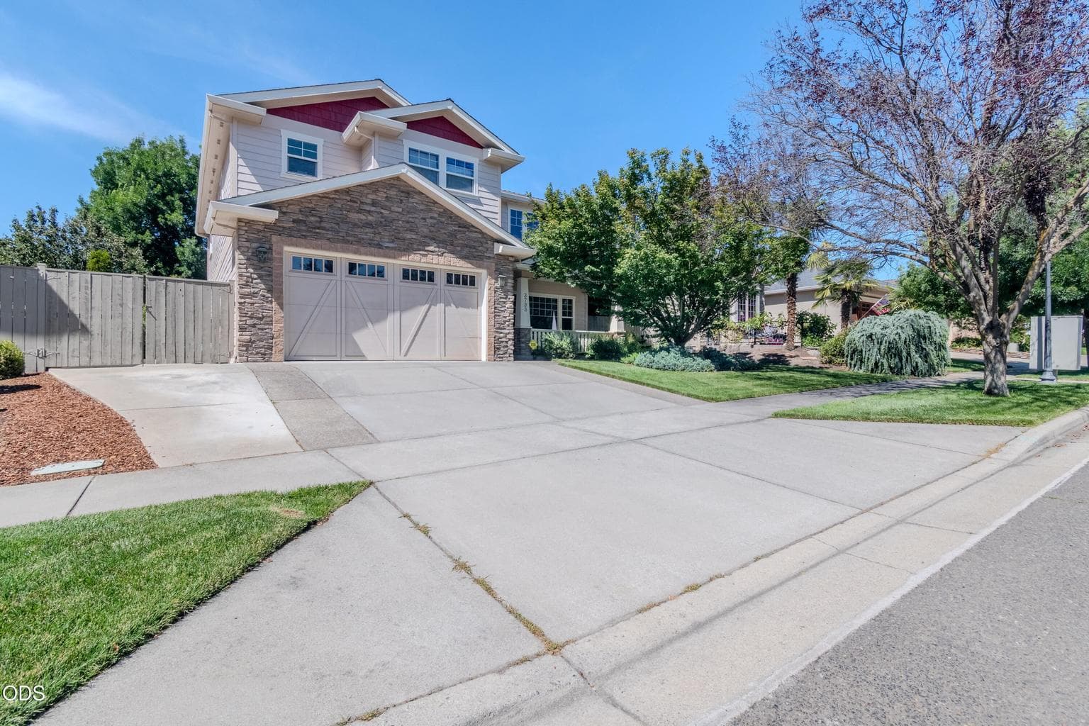 Photo of 3733 Sherwood Park 3 of 33
