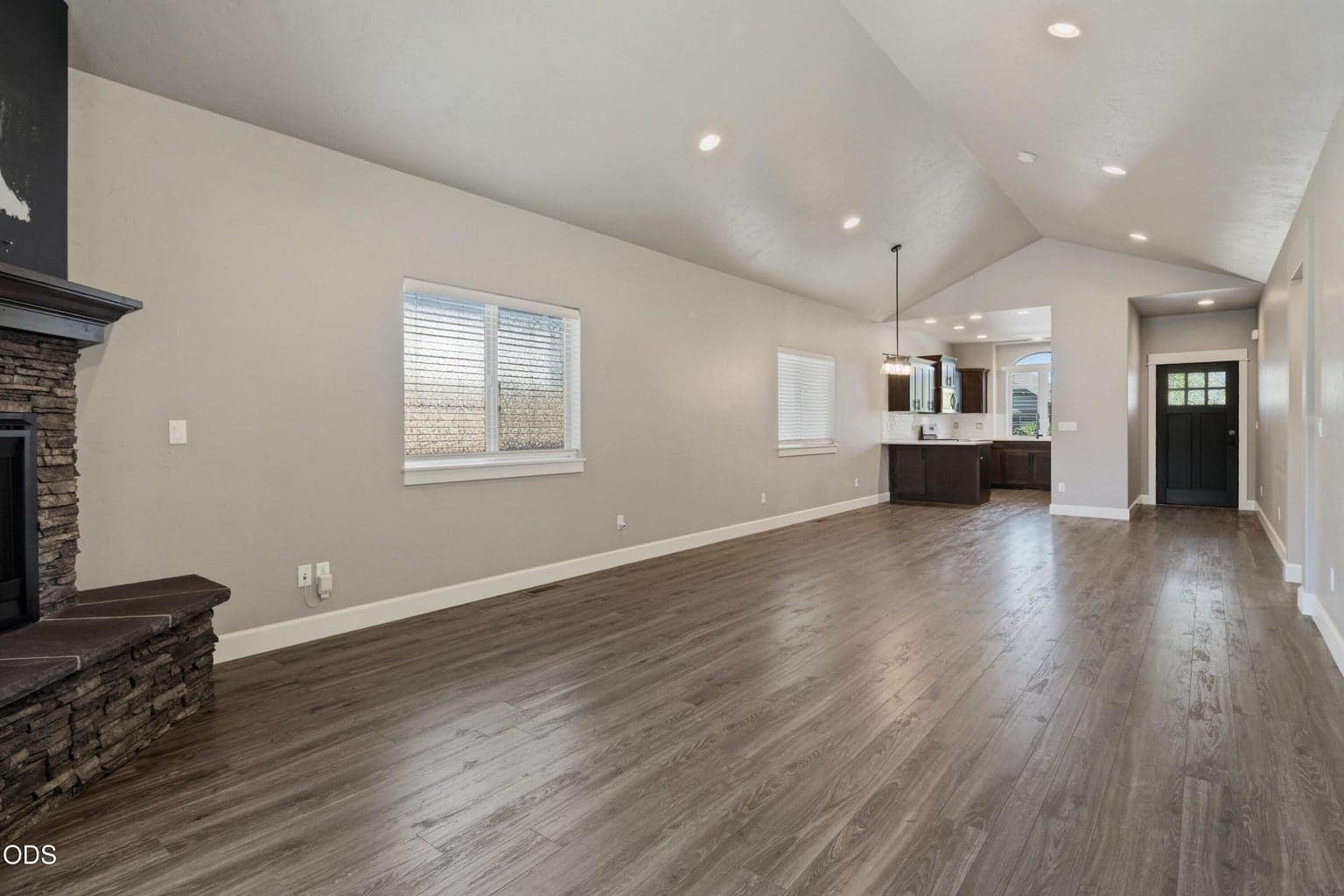 Photo of 2967 NE Marea Drive 10 of 22