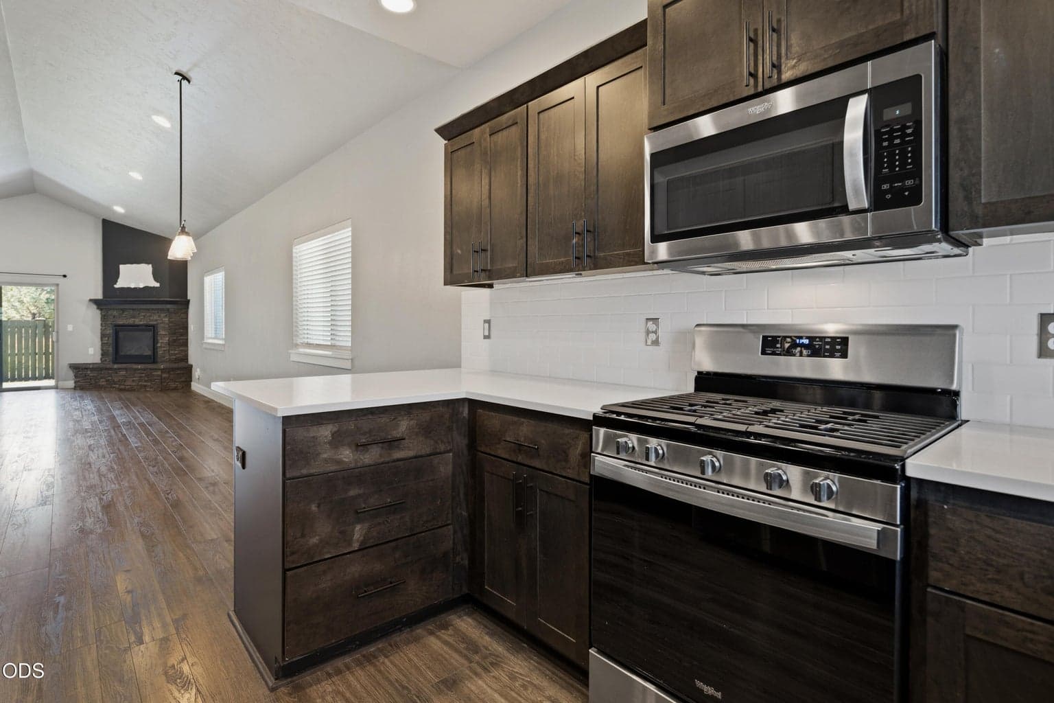 Photo of 2967 Marea 5 of 21