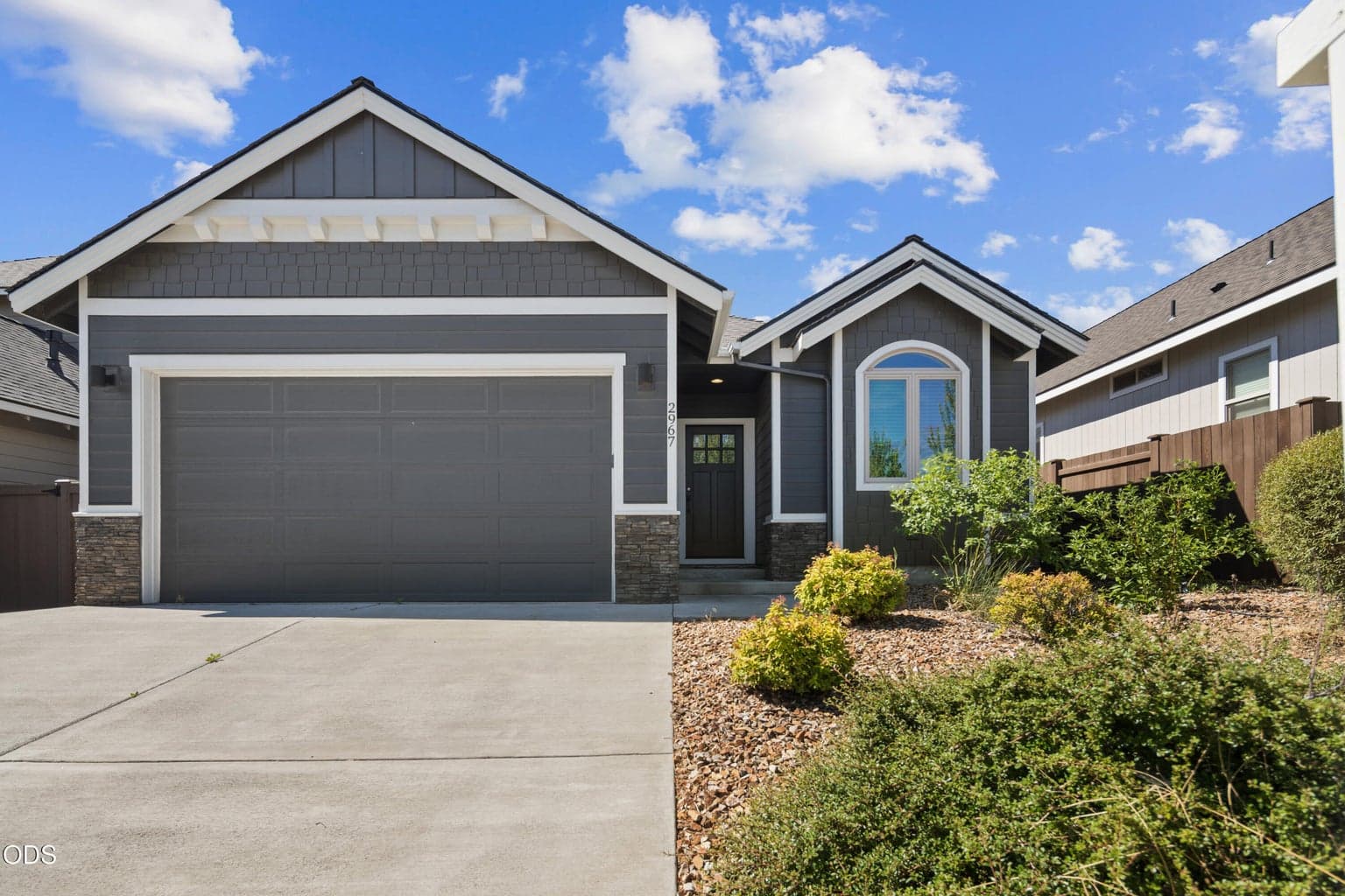 Photo of 2967 Marea 1 of 21