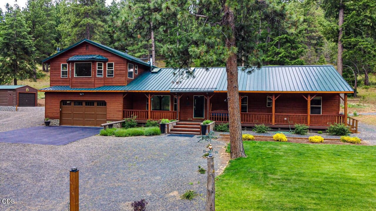 Photo of 11550 Simpson Canyon 1 of 107