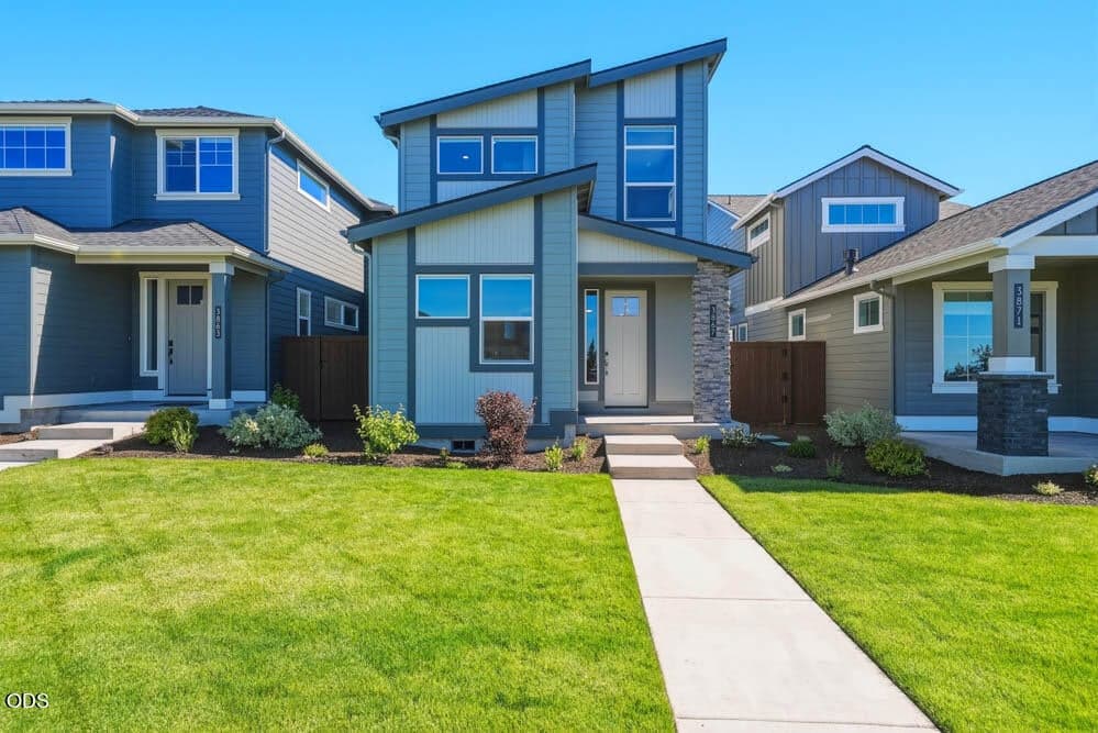 Photo of 3867 Petrosa 2 of 17