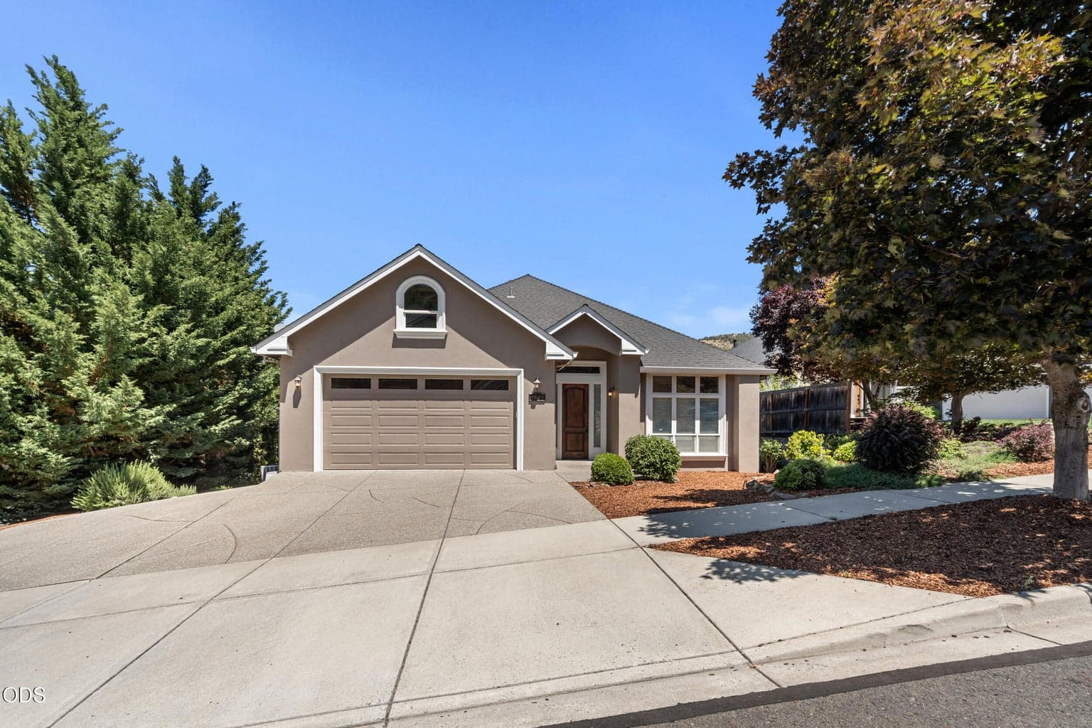 4643 Hathaway