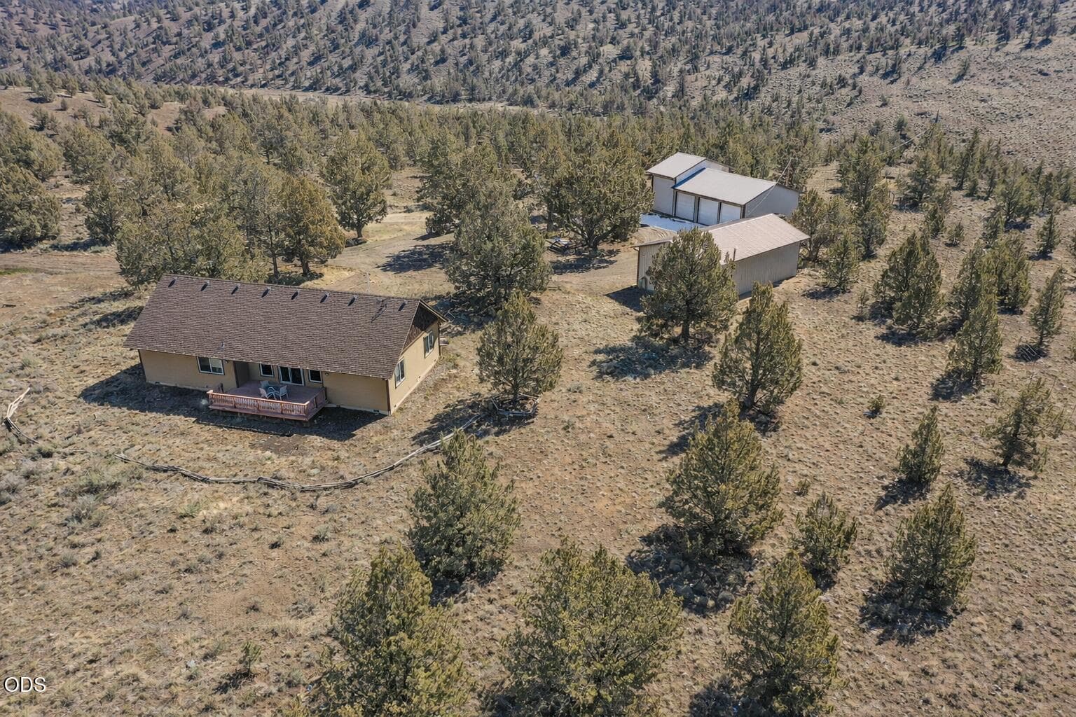 Photo of 25405 Bear Creek 1 of 69