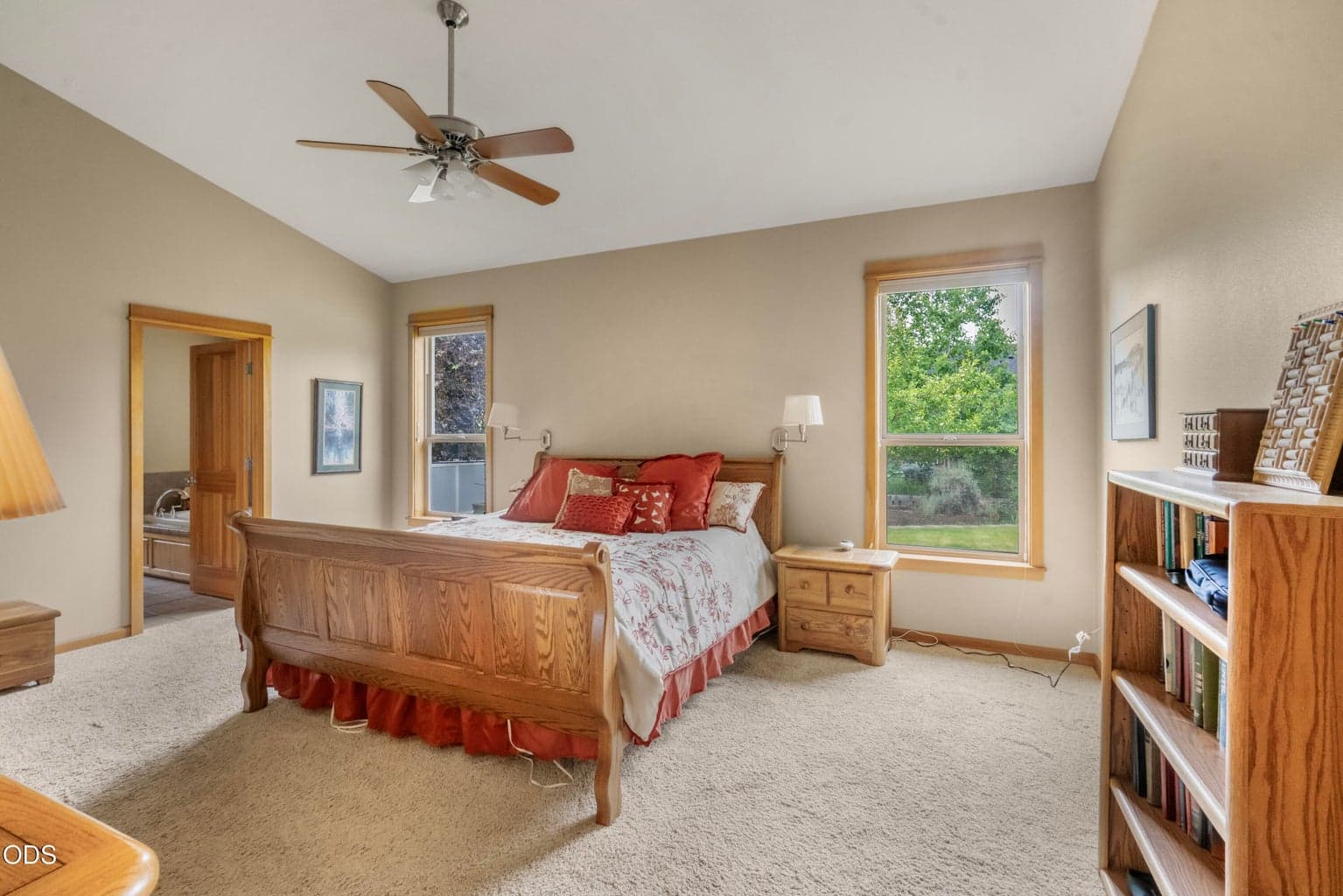 Photo of 3571 SW 36th Place 13 of 39