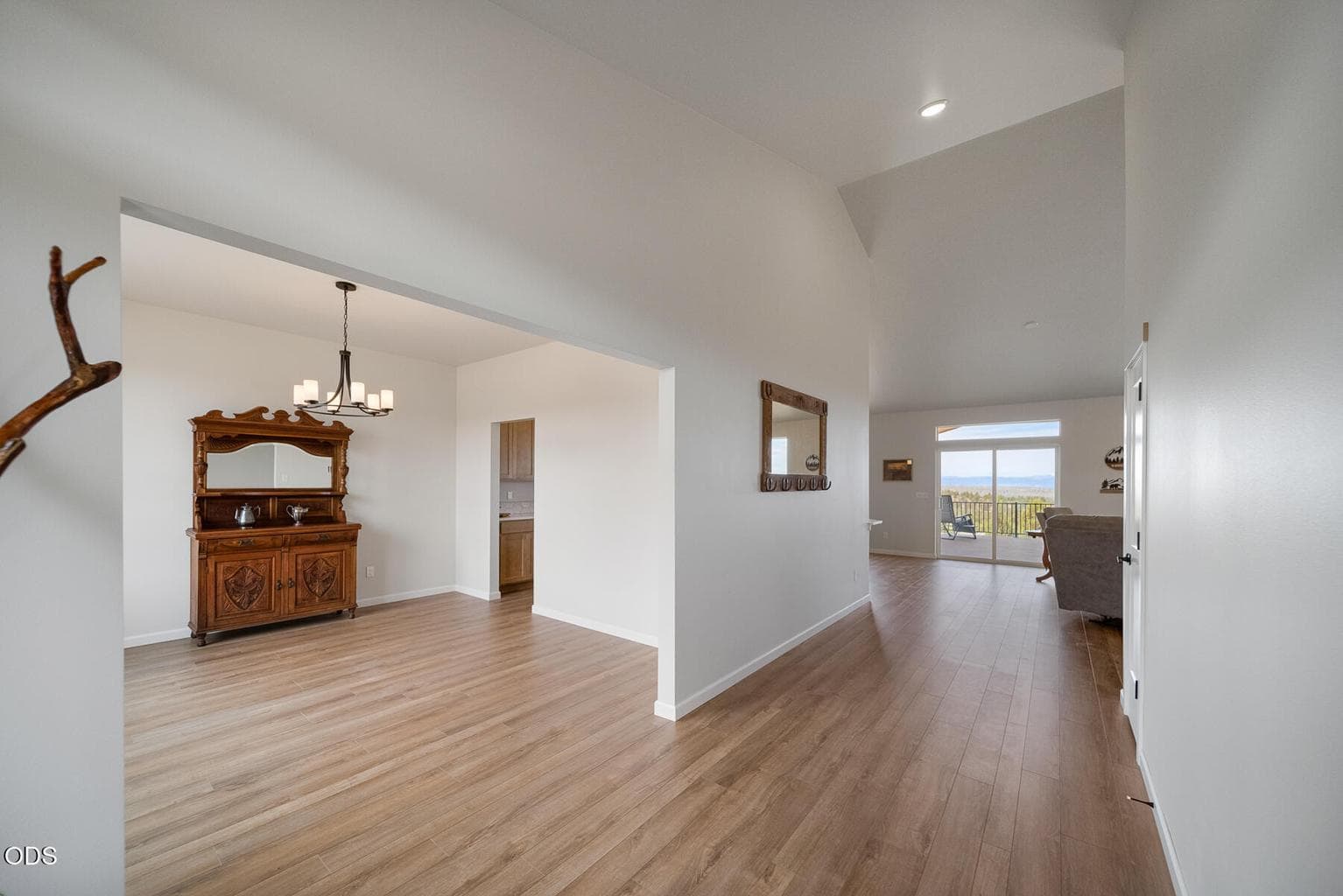 Photo of 5101 Dixon 4 of 29