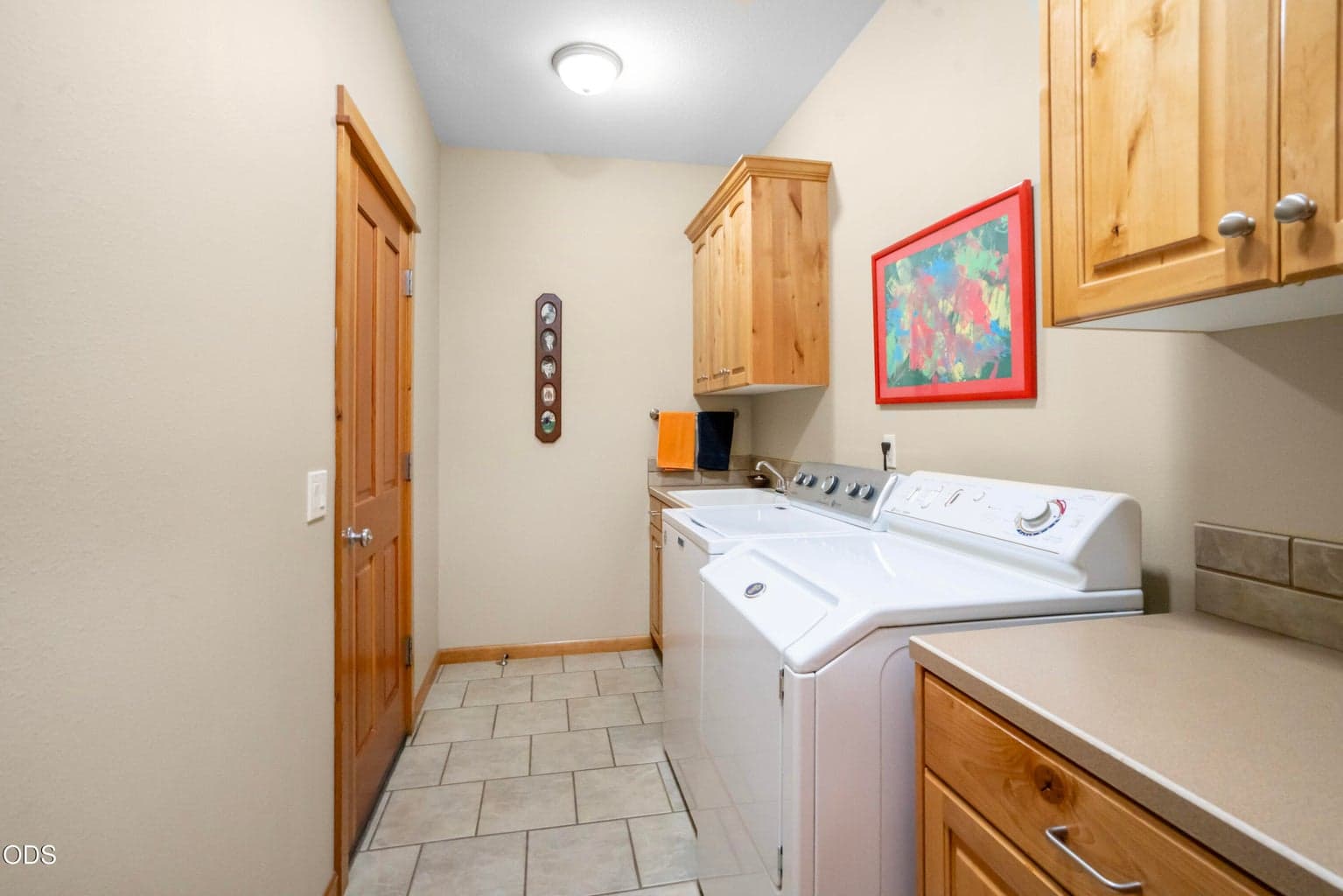 Photo of 3571 SW 36th Place 19 of 39