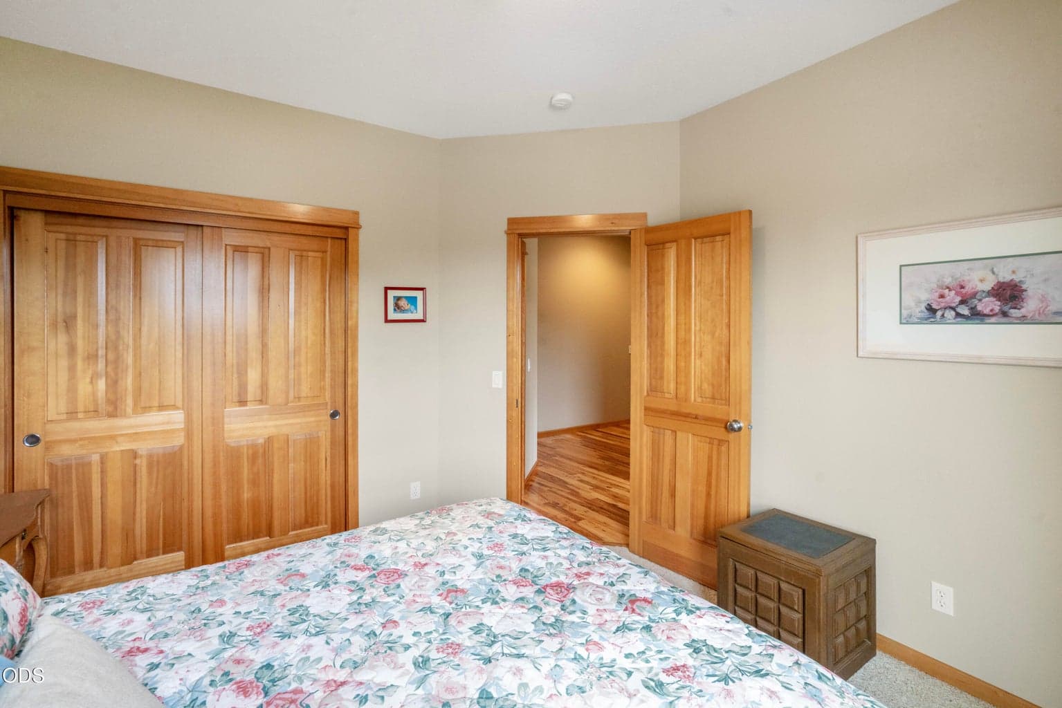 Photo of 3571 SW 36th Place 23 of 39