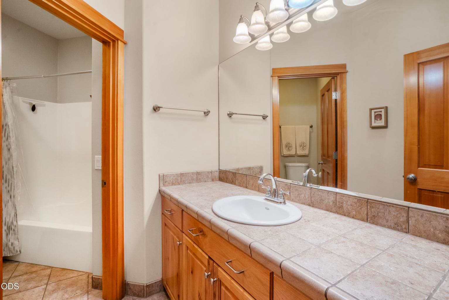 Photo of 3571 SW 36th Place 24 of 39