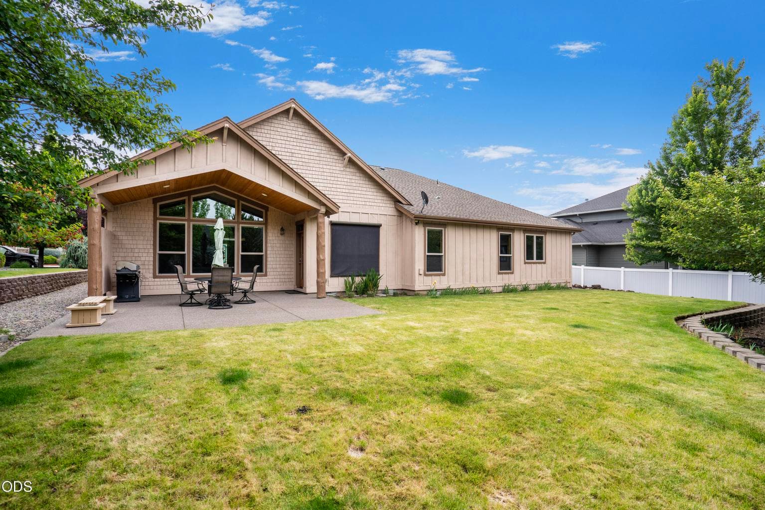 Photo of 3571 SW 36th Place 27 of 39