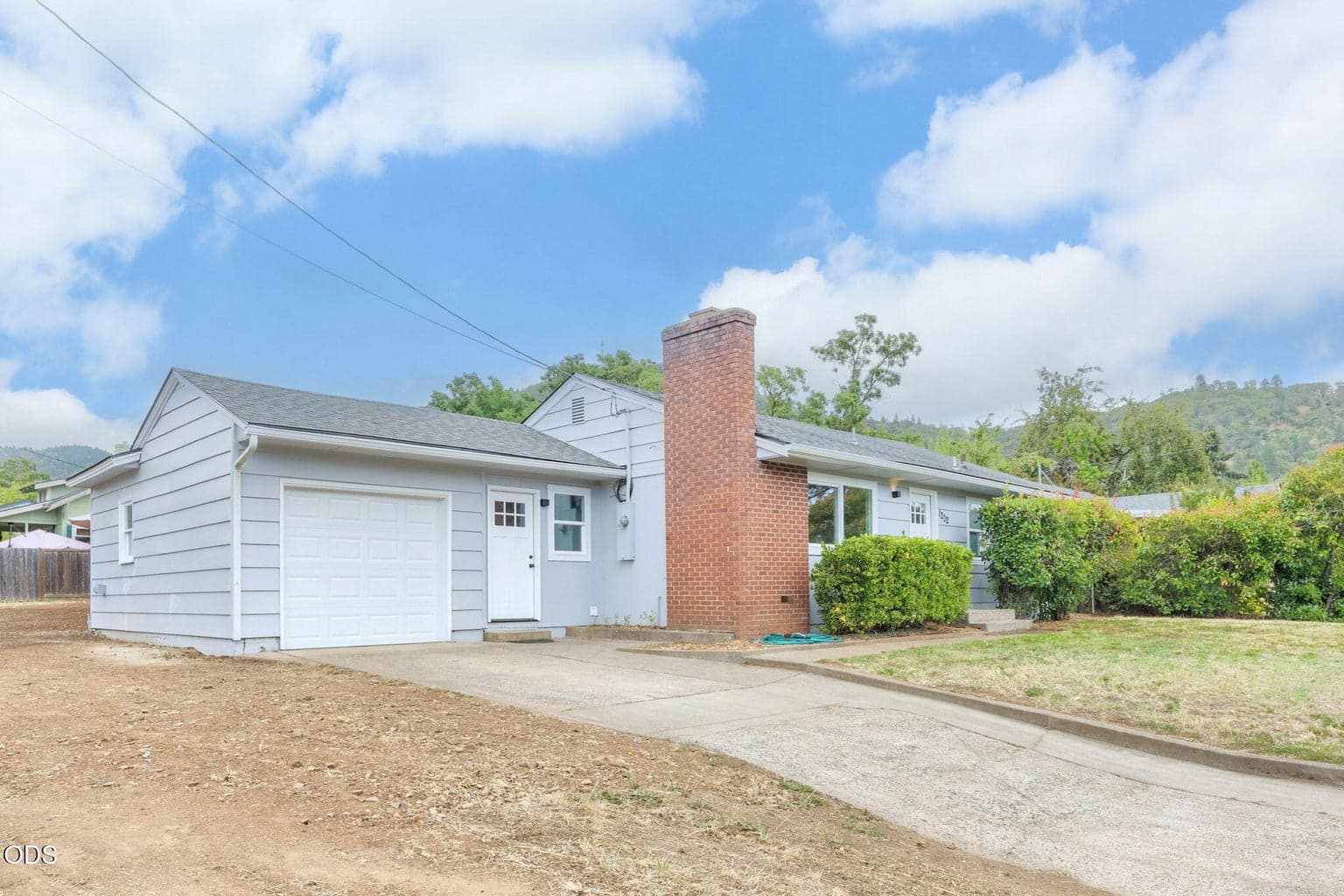 Photo of 1202 A 1 of 25
