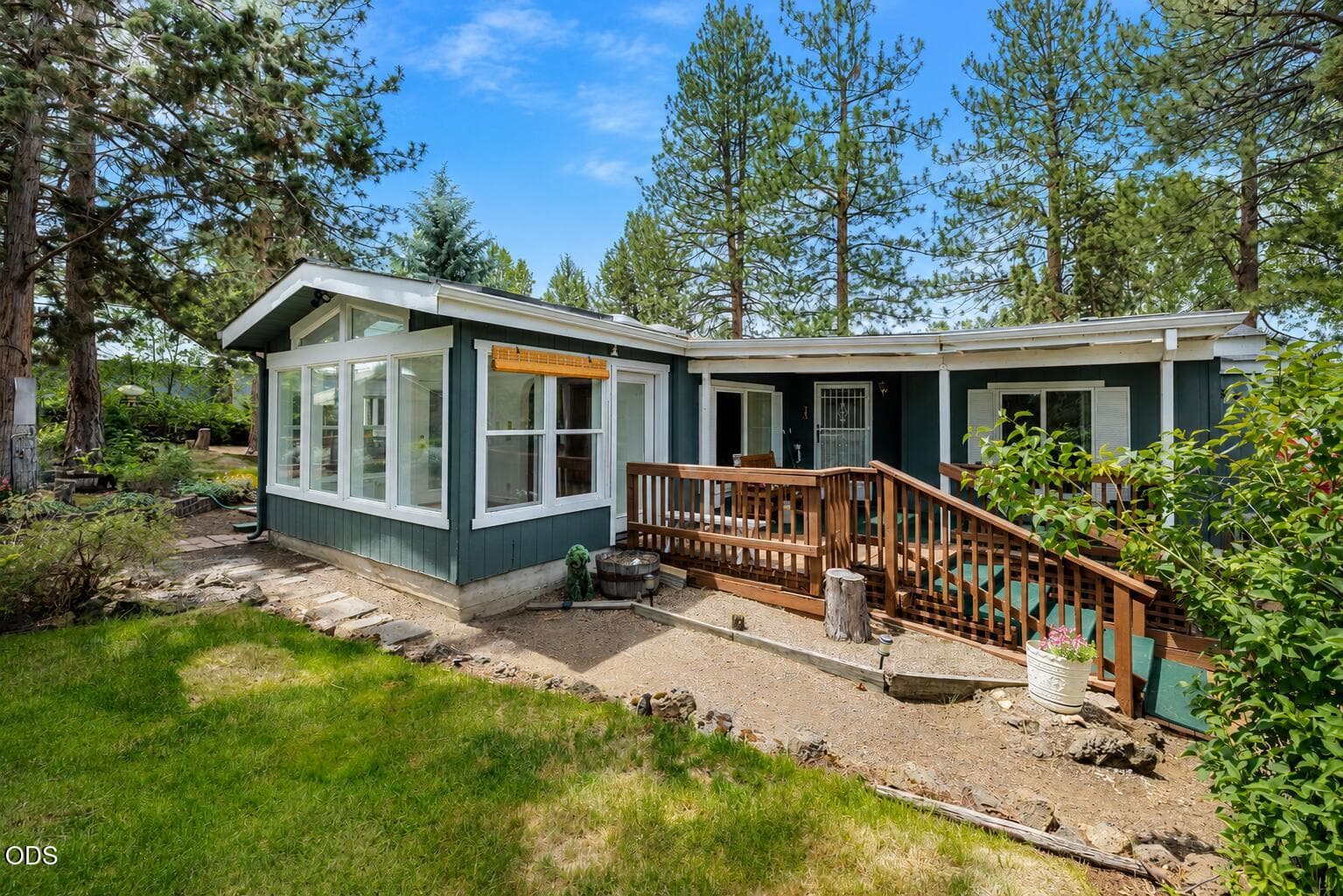 Photo of 60865 Raintree 1 of 32