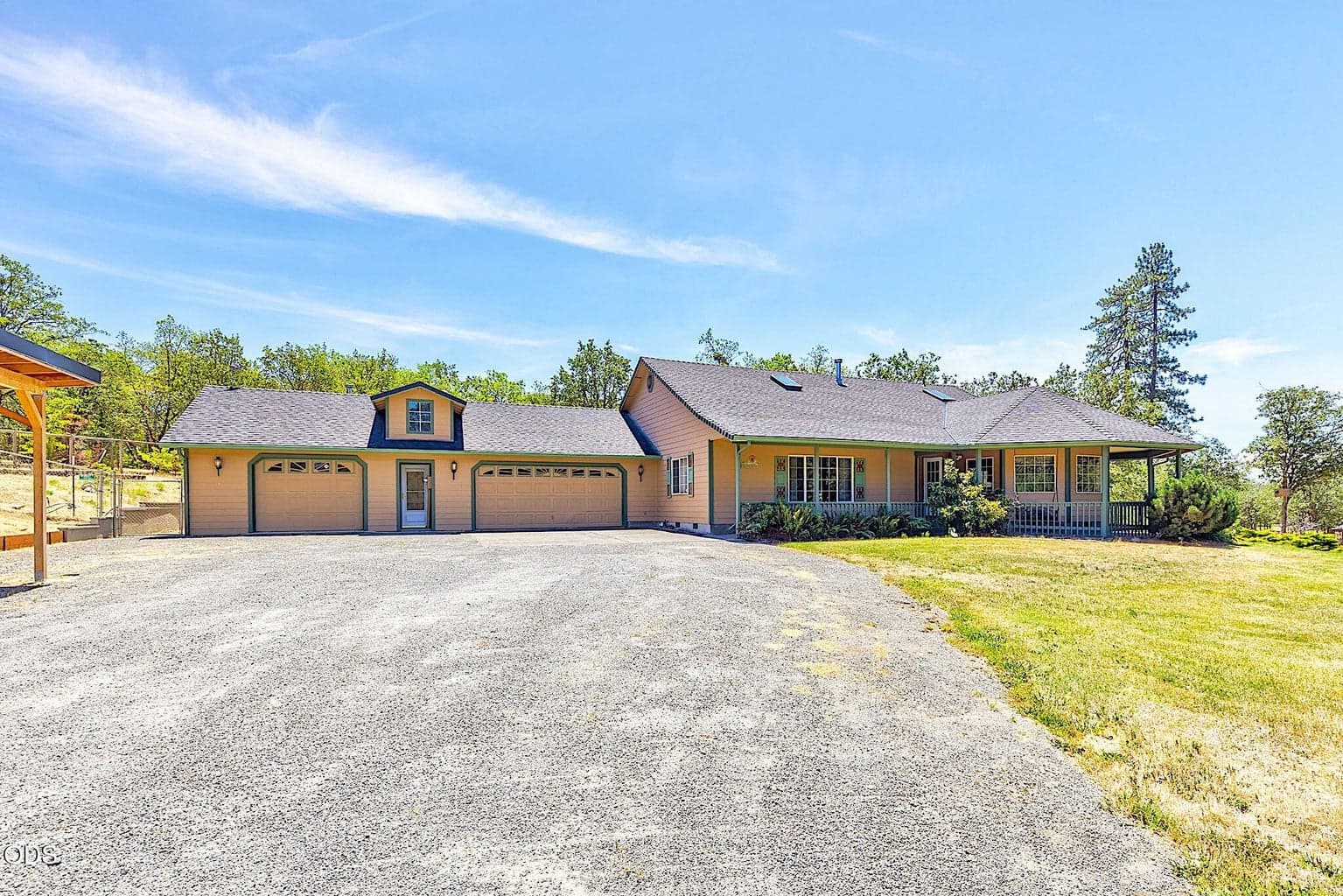 Photo of 371 Castle Creek 2 of 70